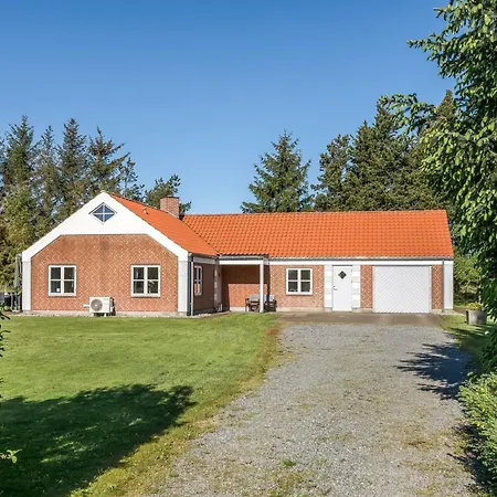 Marlise - 2-5km From The Sea By Interhome *
