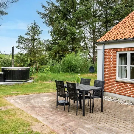 Сasa de vacaciones Marlise - 2-5km From The Sea By Interhome *