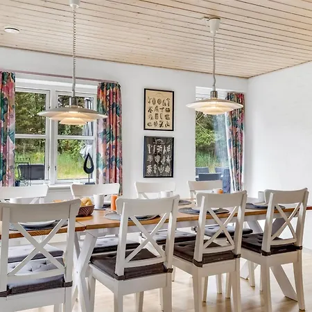 Marlise - 2-5km From The Sea By Interhome